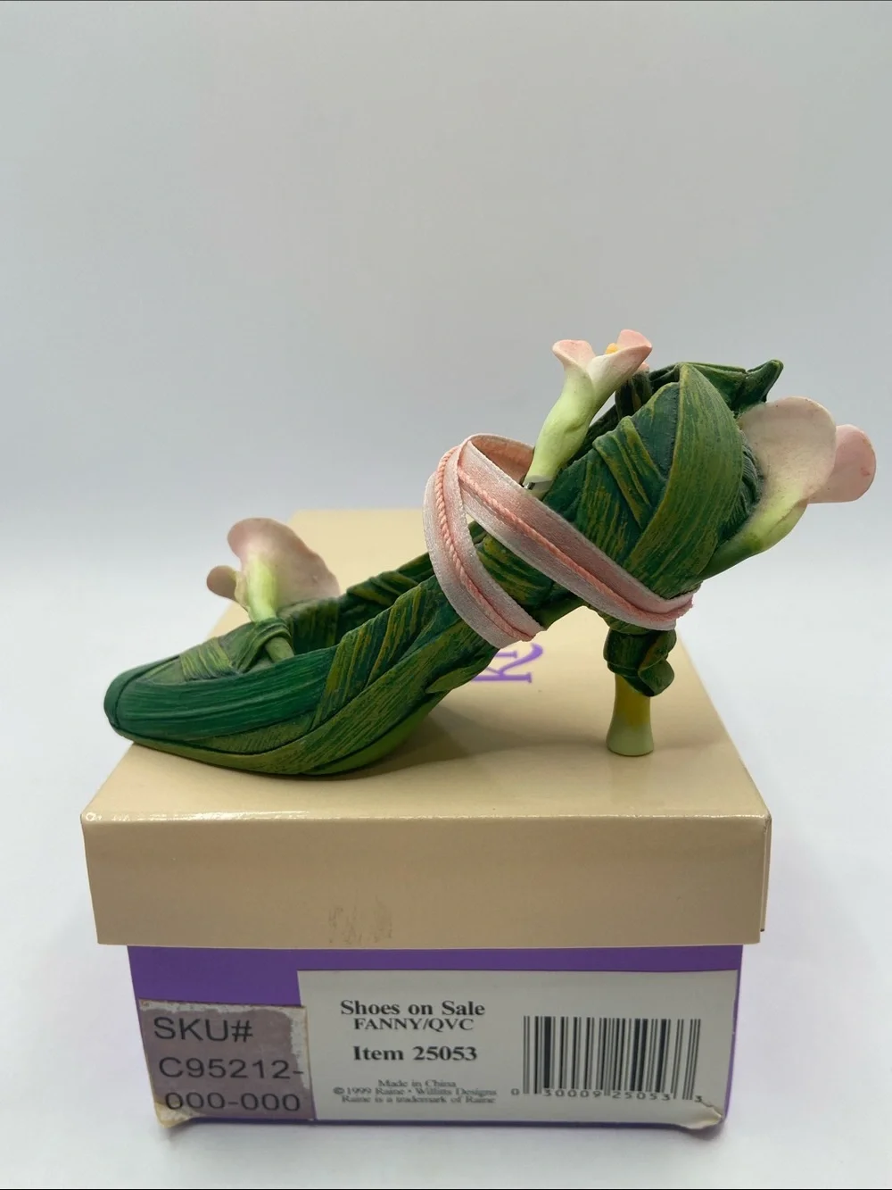 Just The Right Shoe by Raine Calla Lily Miniature Shoe Figurine Collectible